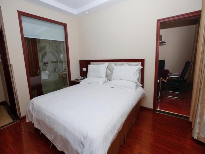 Greentree Inn Anhui Hefei Huizhou Avenue Dazhonglou Express Hotel Dış mekan fotoğraf